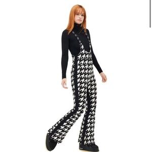 Isola San Ski Pant - Women's size Large, fits Medium- Large